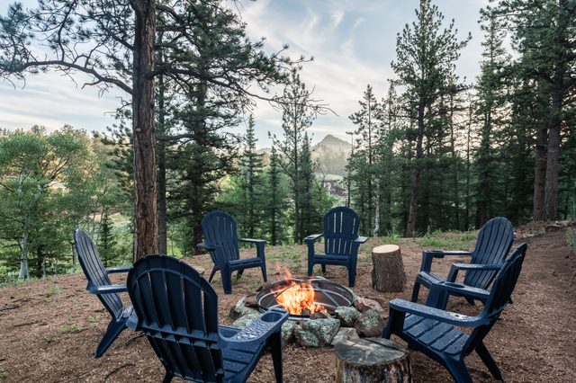 2.5 Acre Mountain Cabin Retreat w/Sauna + Firepit — Florissant, CO