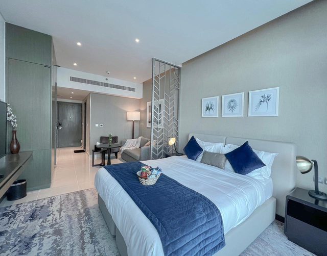 Deluxe Studio Business Bay | Canal Views| Gym & Pool
