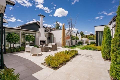 Werrribee — Wānaka, Otago