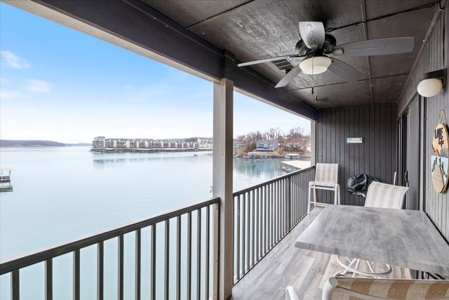 Happy Harbor Lakefront Condo