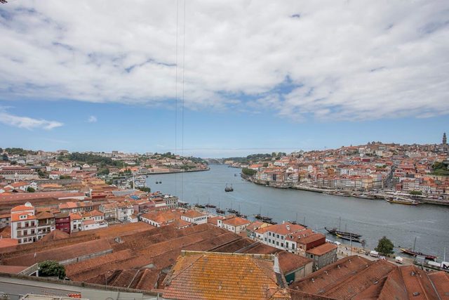 Douro Dream View w/ Parking by Liiiving
