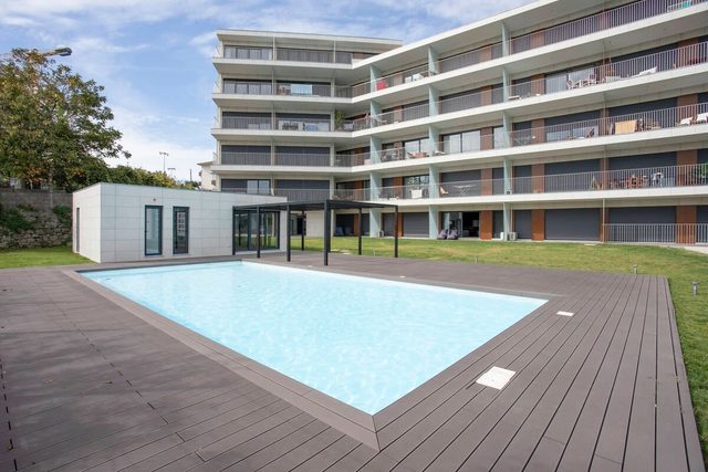 Liiiving in Porto - Dragão Pool View