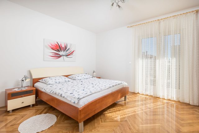 Guest house Marica / 1-bedroom app with terrace A1