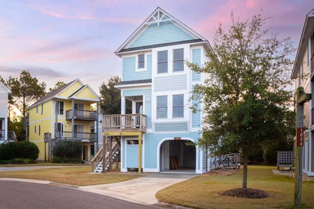 Amenity-Packed CLR Gem: Walk to Beach, w/ Hot Tub