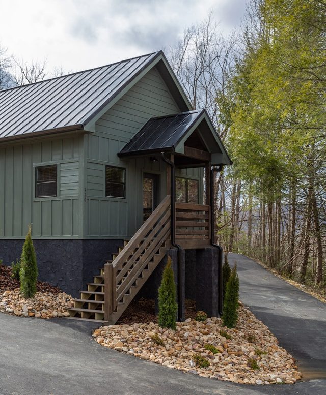 Brand New/1.4Miles2DowntownGatlinburg/Hot Tub