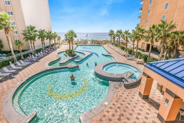 Crystal Tower 206- Gulf Views & Beach Club: Crystal Tower Resort