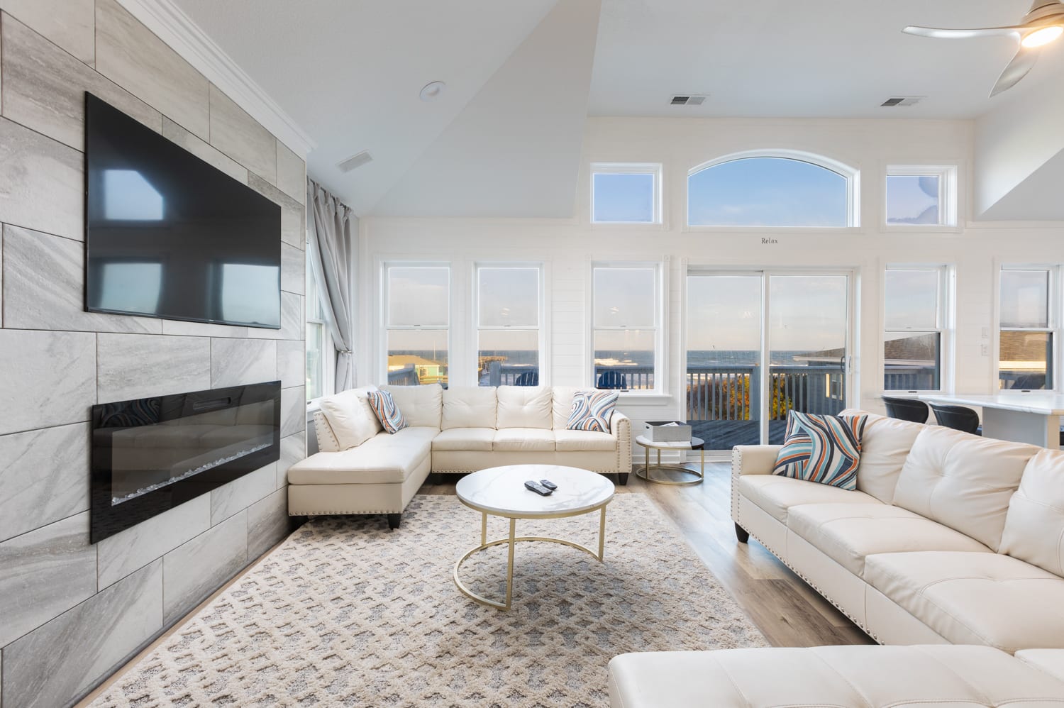 Nags Head Oceanfront, Private Beach Access & Pool