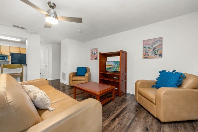 Family-friendly home w/pool & gym