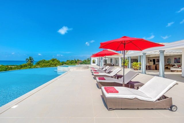 Villa Just in Paradise – Panoramic Luxury Retreat in St. Martin