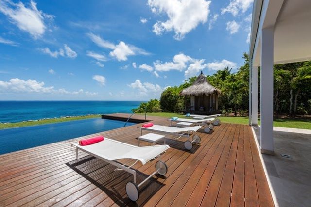 Villa Truffle – Contemporary Clifftop Luxury with Sunset Views in St. Martin