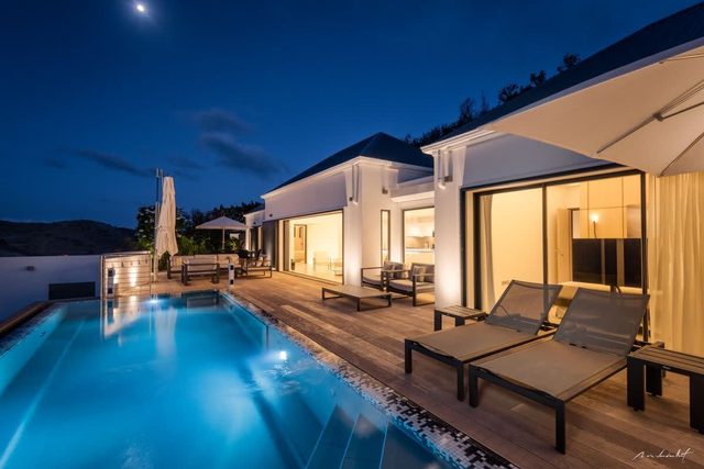 Villa Iris - A fancy 3 bedroom property that offers a lifestyle of exceptional modern comfort