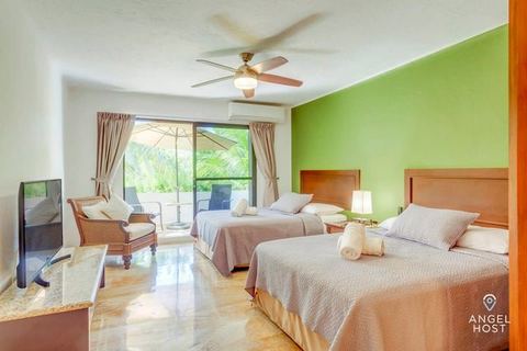 Hotel Zone Studio with Pool Access, Near Beach