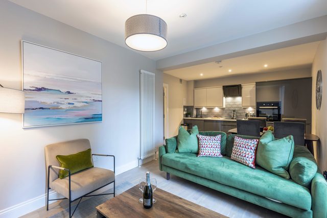 Edinburgh City Centre 2 Bed Apartment