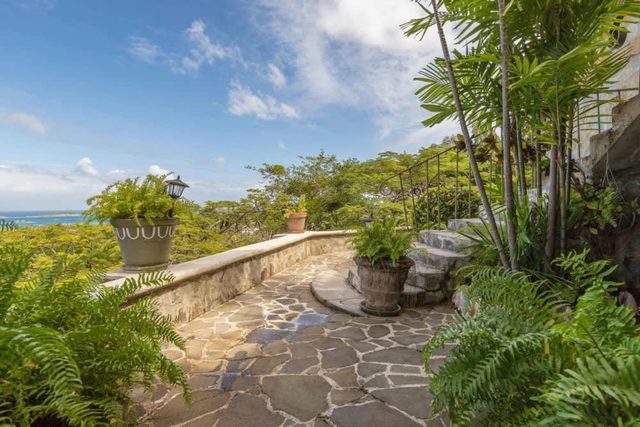 Samambaia — Mustique Island, Grenadines Parish