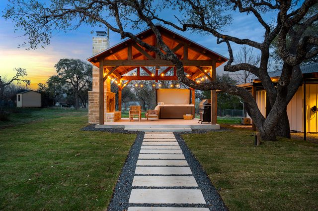 Hot tub, 290 Wine Trail, Covered Pavilion!
