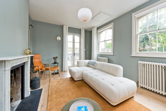 Luxury 3 Bed Canal House, Little Venice — London, England