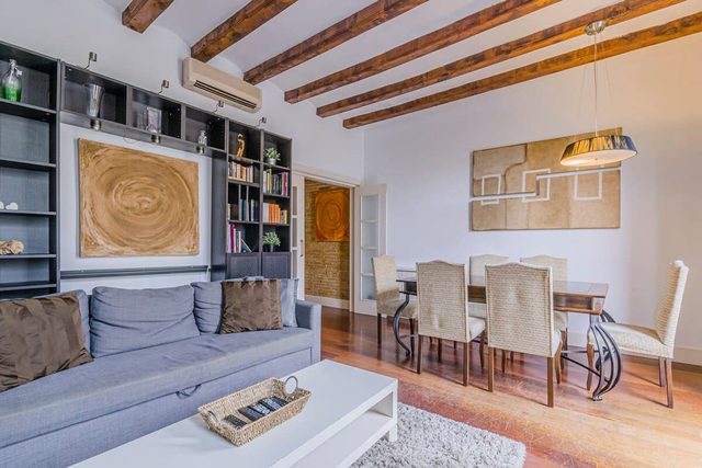Cozy and bright 3BD apartment by Gran Via