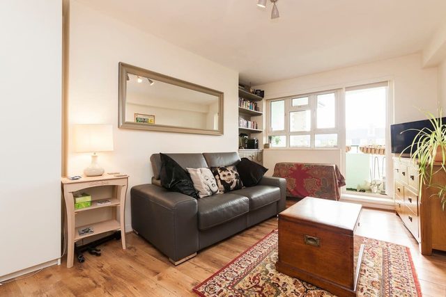 Central Camden Flat With Terrace For 4 People — London, England