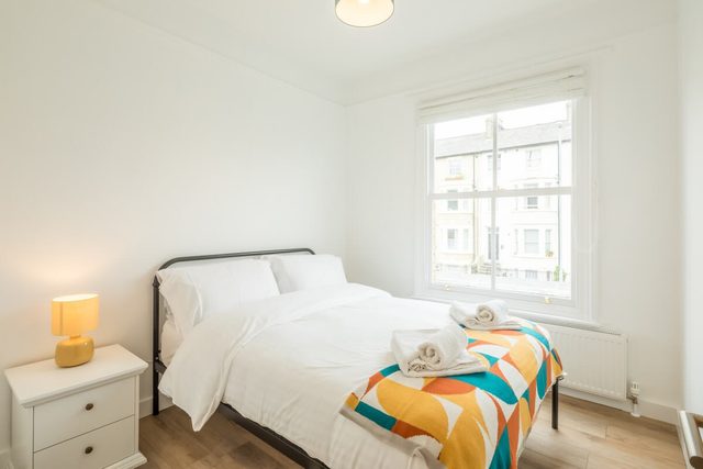 Cosy Two Bedroom Apartment in Excellent Location
