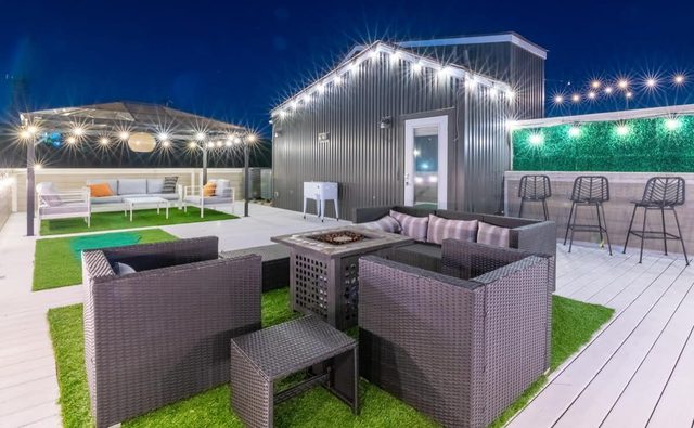 Huge 4 Bedroom Home 14 Big Beds Rooftop Deck