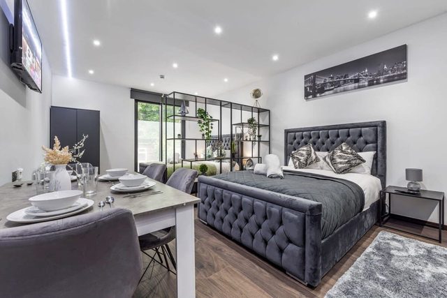 Huge Cosy Studio Family Sleeps 4 North West London — London, England