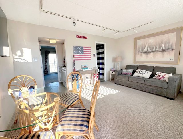 1BR Suite 1 Block Beach/Boards/Fun/Elevator — Ocean City, NJ