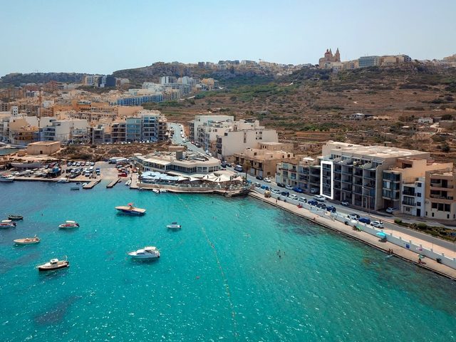 Malta's Beachfront Apartment in Mellieha — Il-Mellieħa, Il-Mellieħa