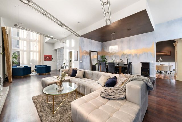 Luxury 5BD Home: Sauna, Hot Tub, Rooftop, Game Rm — Chicago, IL