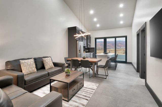 Vizcaya #4 - Moab's Newest Luxury Rental (Hot Tub)