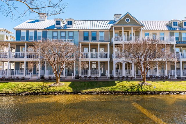 Sunset Island Townhouse - 5 Bdr/ Sleeps 12/ pool