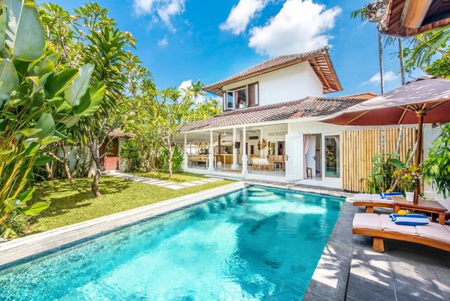 Villa London - 4BDR quiet, pool, prime location — Kuta, Bali