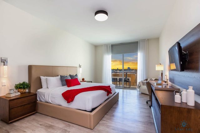 Front Bay View Balcony|Enjoy Sunsets|Amazing Pool