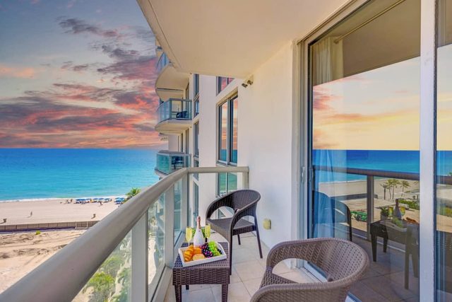 Beachfront Resort|  Pool|  Ocean View Balcony+ Gym
