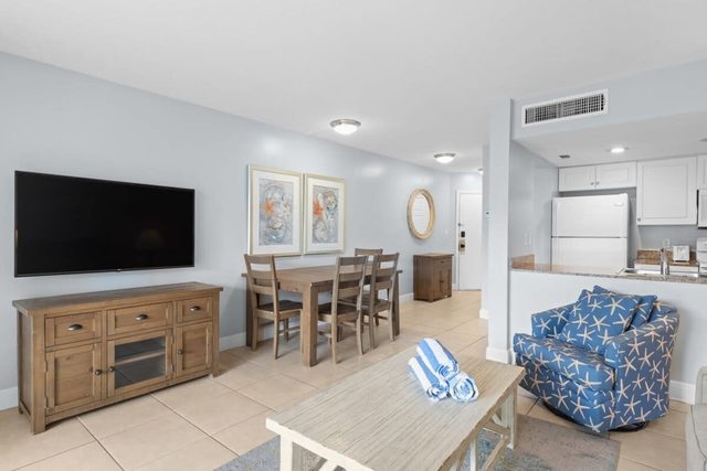 Captiva Villa 3222 | Modern Residence | Great Amenities | Walk to the Beach