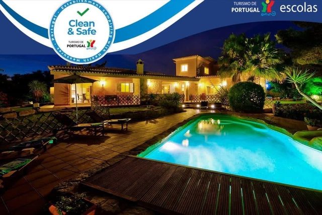 Villa Concha - Wonderful 6 bedroom villa, fenced in pool, outside bar, close to amenities — Carvoeiro, Faro