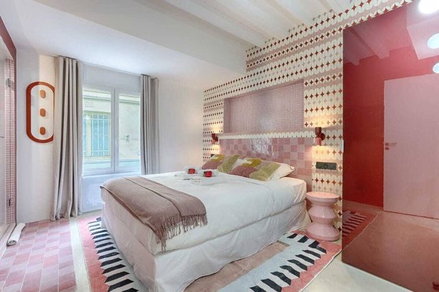 Les Halles - Luxurious & colorful 5BD for 16 guest