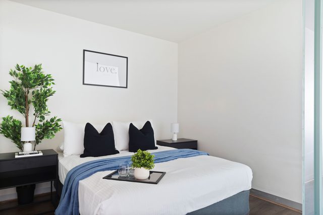 Comfy 2BR Apt Only a-4-min Walk to Victoria Market