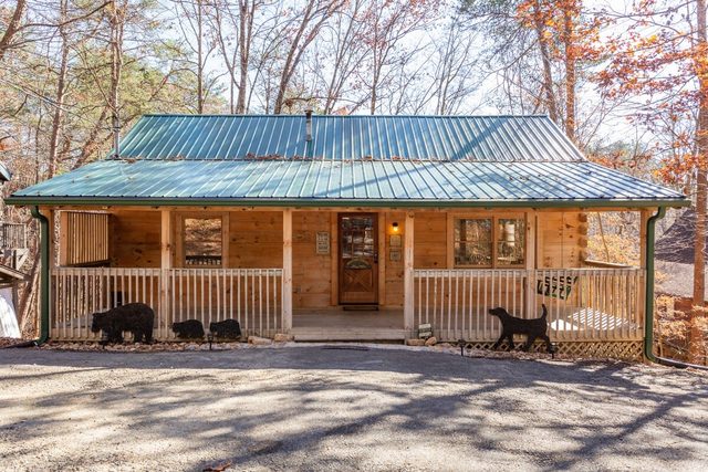 2Mile to Dollywood,7miles to Gburg,HotTub,Romantic — Pigeon Forge, TN