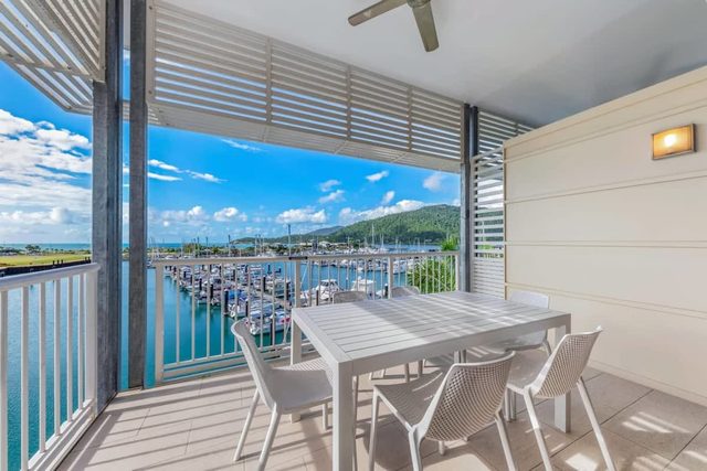 Marina living and Whitsundays lifestyle