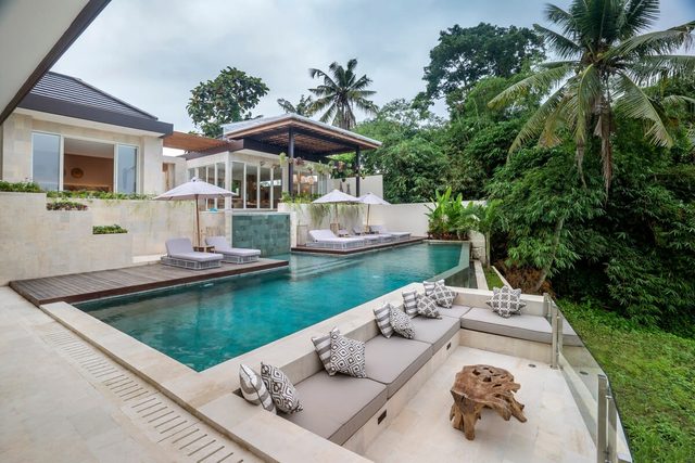White Lotus 5BR Ubud Infinity Pool & Jungle View