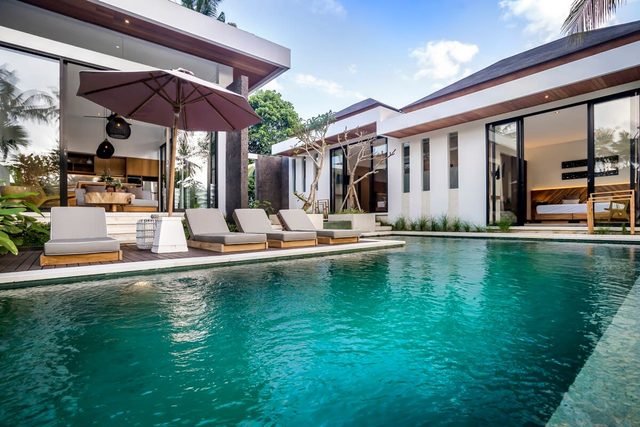 Villa Ornella 2BR w/ Infinity Pool & Jungle View