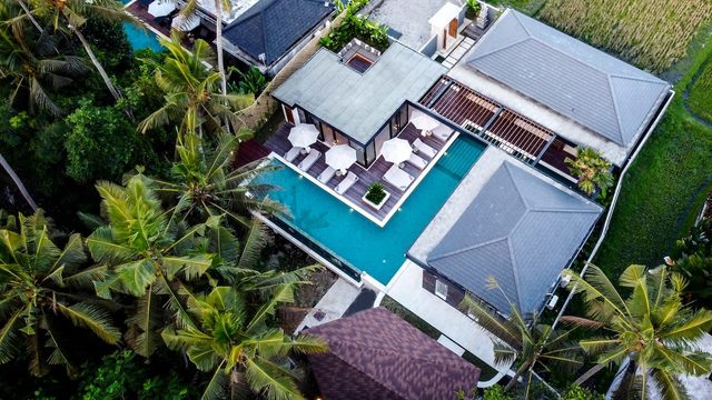 Hanuman Teges 5BR : Family Villas w/Jungle View