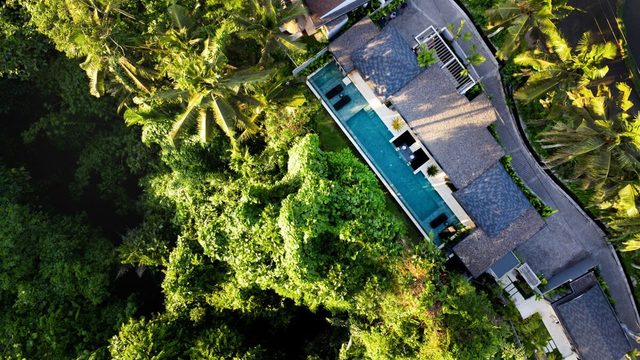Villa Veryhan 2BR w/Infinity Pool & Bathub in Ubud