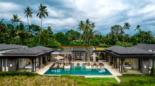 Leyanah Dreams 4BR Villa Infinity Pool Nature View