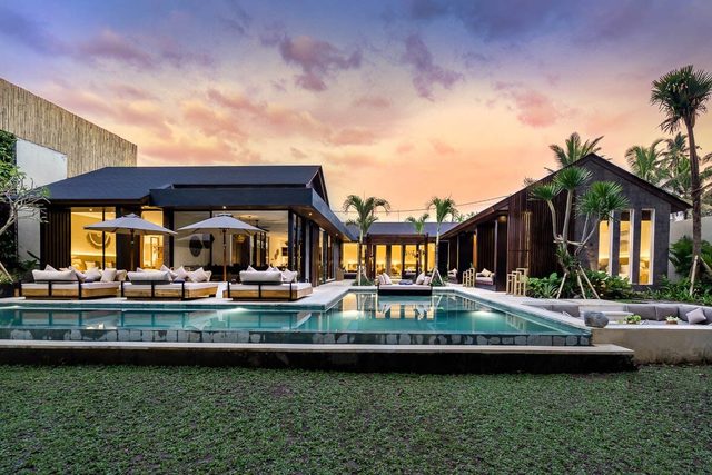 Leda : 5BR Family Villa with Infinity Pool & Spa