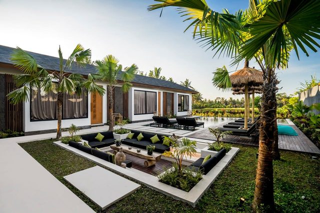Mujo: 5BR Family Villa w/Pool & Paddy View in Ubud