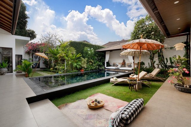 Villa Jami:4BR w/PrivatePool & Bathtub in Seminyak