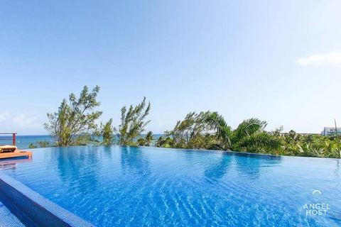 Beachfront on Best Street, Oceanview Rooftop Pool