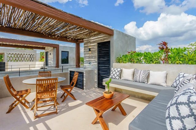 Jungle-View Rooftop Retreat | La Veleta Sanctuary