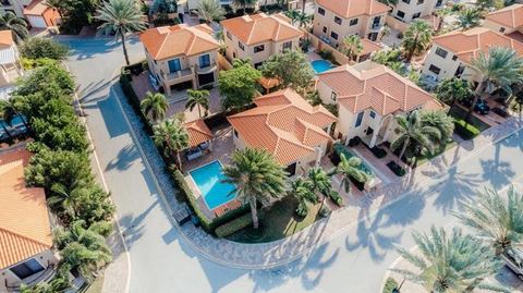 Incredible Four-Bedroom House with Pool